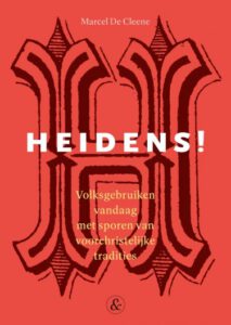 Voorkant boek Heidens! van Marcel de Cleene met een grote gestileerde letter H.